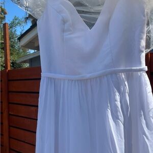 David's Bridal White Wedding Dress